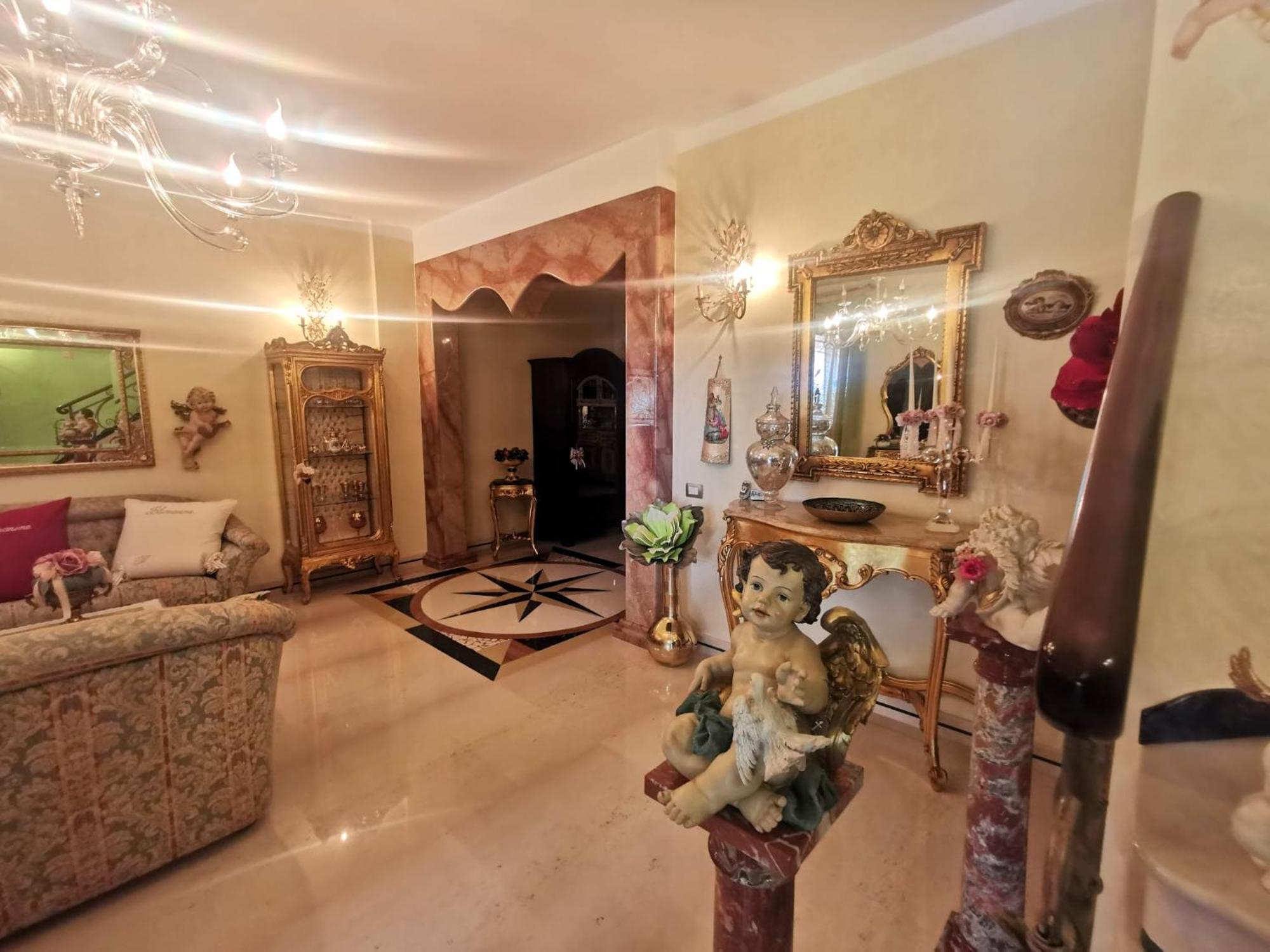 גאליפולי Queen'S Luxurious House מראה חיצוני תמונה